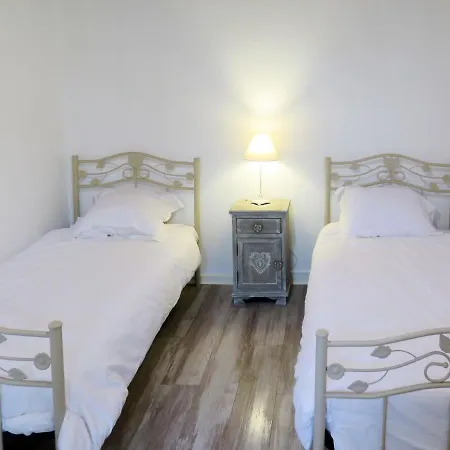 بيت للعطل Auceloun By Interhome Nassiet