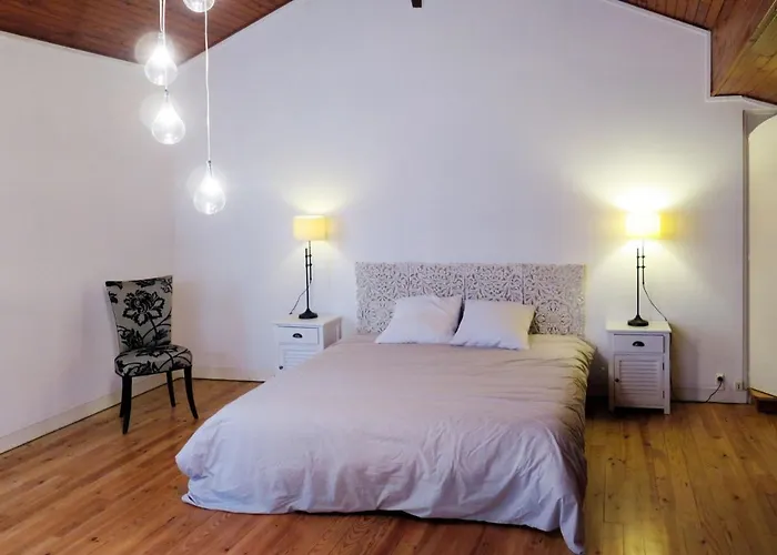 Auceloun By Interhome * Nassiet